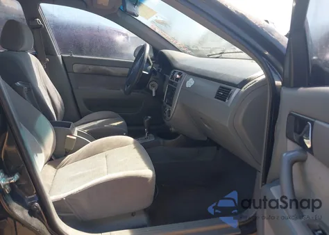 2008 Suzuki Forenza Convenience/Popular из США, поврежденный, VIN KL5JD56Z78K755275